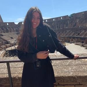 Meet your Posher, Erika